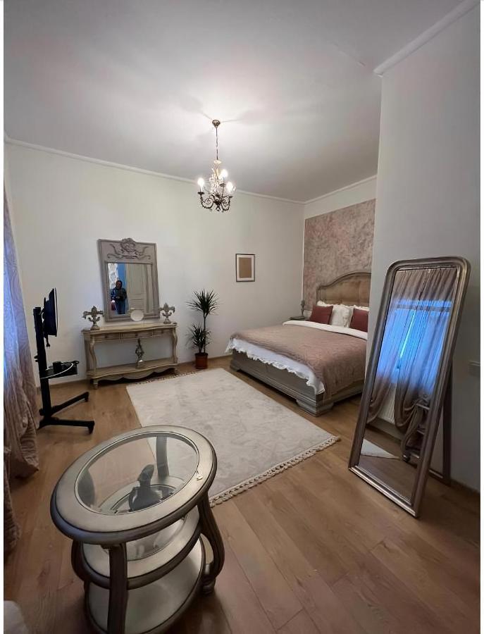 C-Entral Boutique Apartment Bucureşti Exterior foto